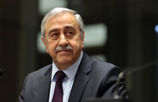 Bu şiiri iyi dinle Mustafa Akıncı!