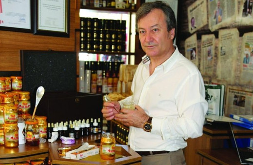 Bu kadar da olmaz! Birlik Başkanı sahte bal üreticisi çıktı