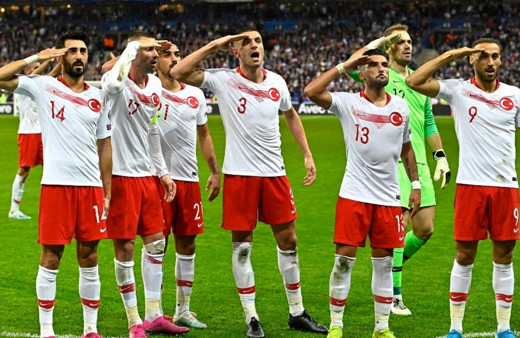 Juventus'tan Merih Demiral'ın asker selamıyla ilgili açıklama