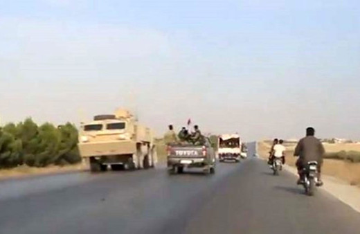 Kobani'yi terkeden ABD askerleri ile Suriye ordusu karşılaştı