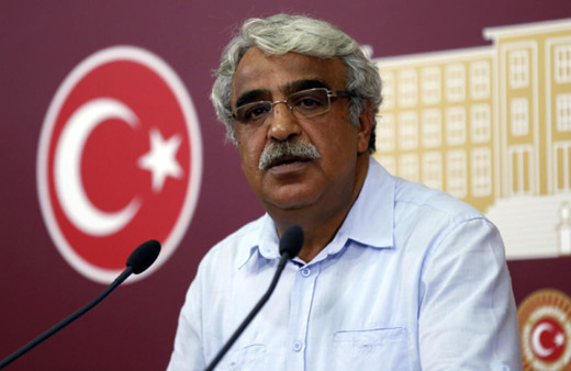 TBMM Başkanvekili Mithat Sancar hastaneye kaldırıldı