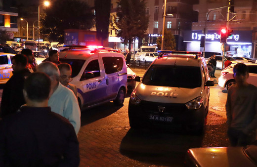 İstanbul'da kahvehaneye saldırı! Yaralılar var