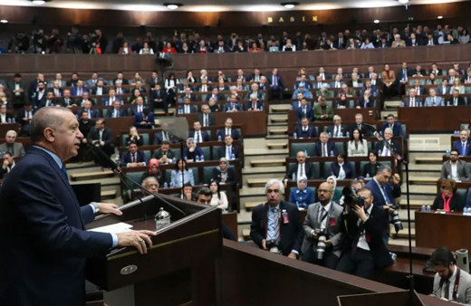 Ahmet Hakan'dan AK Partililere Gündoğdu Marşı tepkisi