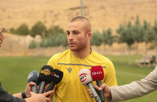 Gökhan Töre: Ay-yıldızlı bayrağı göğsümde her zaman taşıdım