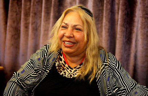 Dilber Ay'ın çocukları birbirine girdi mirası yüzünden mezarı açılacak