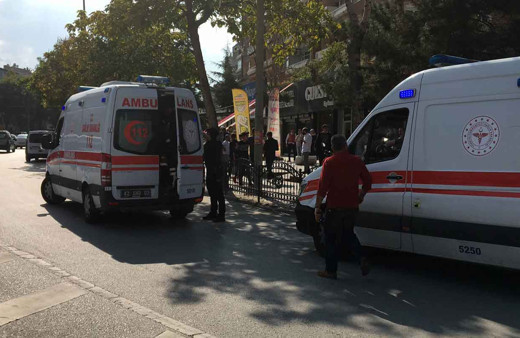 Konya'da boşanma aşamasındaki eşini ve baldızını sokak ortasında bıçakladı