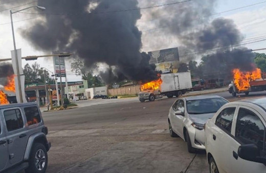 Uyuşturucu çetesi Meksika hükümetini dize getirdi devlet başkanın sözleri tartışılıyor