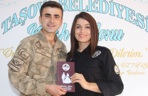 Barış Pınarı Harekatı'na nikah masasından destek