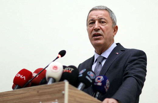 Bakan Akar ABD'li mevkidaşı ile görüştü