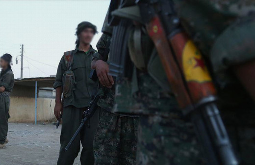 YPG/PKK Suriye'de onlarca genci zorla silah altına aldı