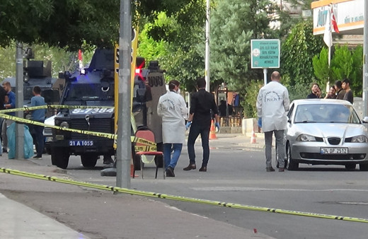 Diyarbakır’da ‘çay’ kavgası 1’i ağır 2 yaralı