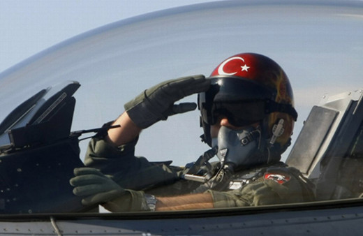 2020’de pilotlar hem havayolunda hem F-16’da uçmaya başlayacak