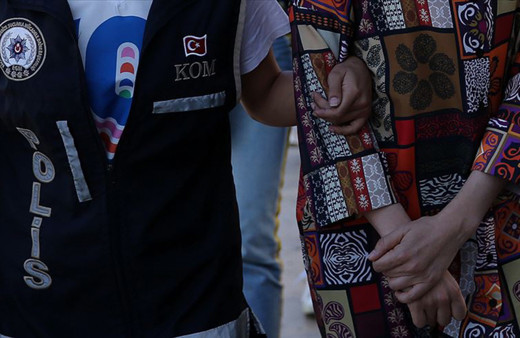 FETÖ'nün sözde üst yöneticisini Mustafa Özcan'ın kızı yakalandı