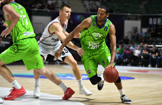 TOFAŞ Rytas Vilnius'u rahat geçti