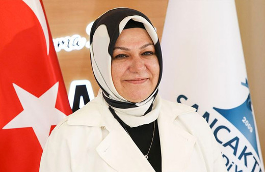 Sancaktepe Belediye Başkanı Şeyma Döğücü'ye PKK yandaşları Londra'da saldırdı