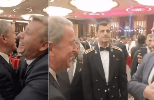 Metin Şentürk Bakan Akar'la espirili diyaloğunu sosyal medyadan paylaştı!