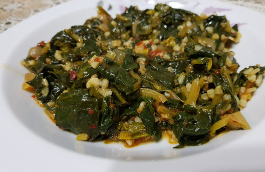 İstanbul Esenyurt'ta ıspanak yiyen çok sayıda kişi zehirlendi!