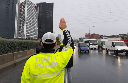 Pendik'te drift atan sürücüye 47 bin 378 lira ceza