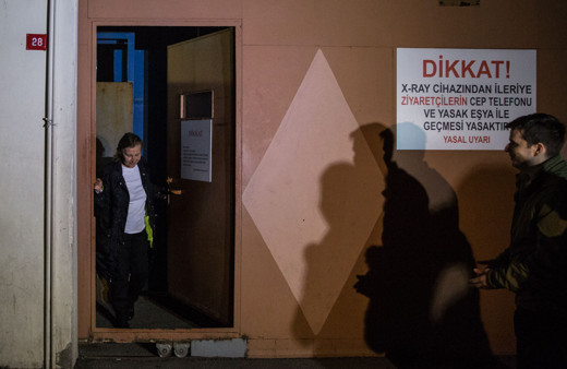 Nazlı Ilıcak cezaevinde adeta çökmüş! Son görüntüleri şoke etti