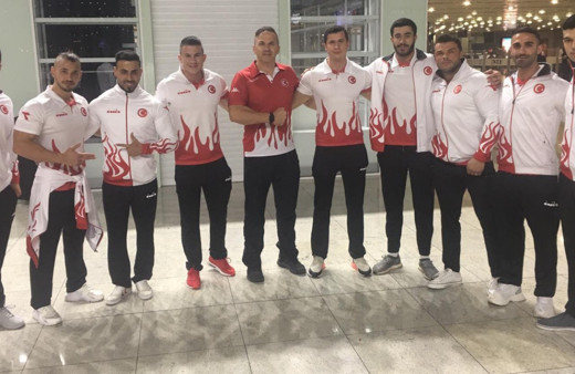 Milli vücut geliştirme sporcuları Dubai'de Türkiye'yi temsil edecek