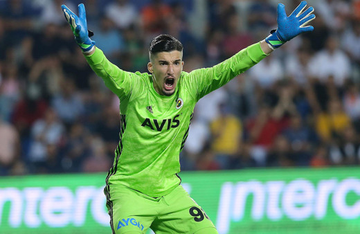 Altay Bayındır transferinde flaş gelişme! Son gün 13 ocak!