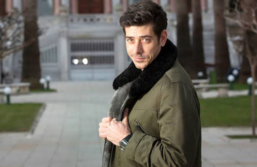 Bir Aile Hikayesi'nin yıldızı Alper Saldıran Pınar Tuncegil'den sessiz sedasız boşandı