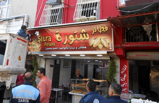 İçişleri talimat verdi! İzmir'de Arapça tabela operasyonu