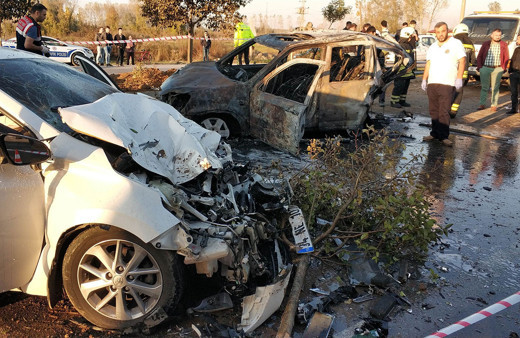 Samsun Cumhuriyet Savcısı kaza yaptı 1 ölü 7 yaralı