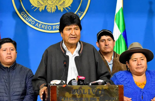 Bolivya fena karıştı! Başkan görevini bıraktı