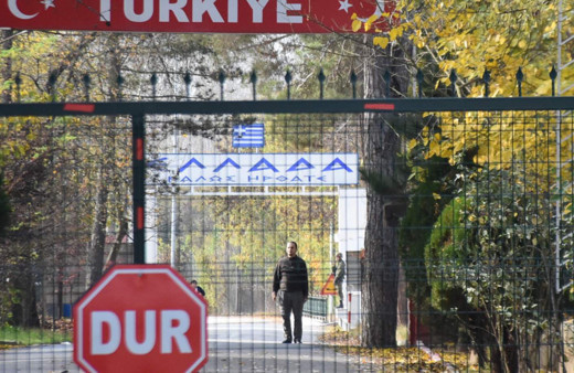 DEAŞ'lı terörist arafta kaldı! Türkiye yolladı Yunanistan almadı bekliyor