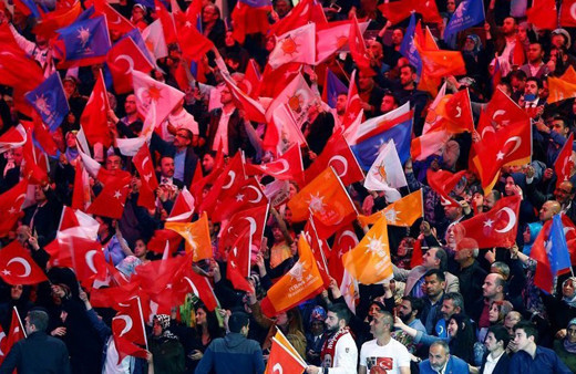 AK Parti'den arka arkaya istifa haberi! Siirt ve Iğdır İl Başkanı istifa etti