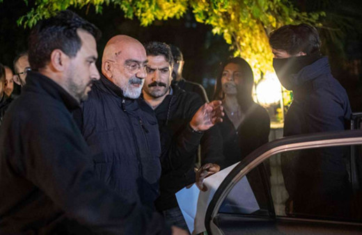 İstinaf mahkemesi Ahmet Altan'ın 5 yıl 11 aylık hapis cezasını onadı