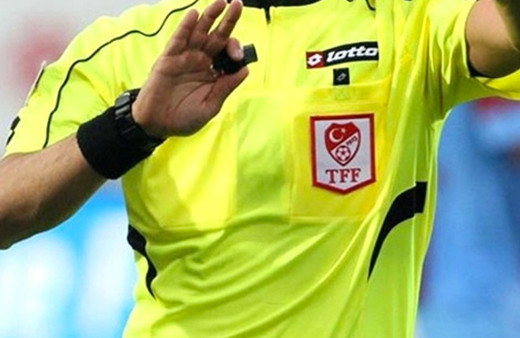 Eski hakem evinde ölü bulundu! Futbol dünyasını sarsan haber!