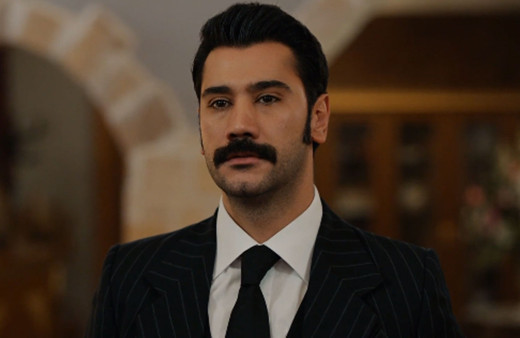 Bir Zamanlar Çukurova yıldızı Uğur Güneş'in sevgilisi Reyhan Cansu bakın kim çıktı