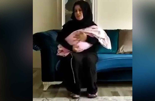 Rabia Naz’ın annesi 40 günlük bebeğiyle eşinin tutuklanmasına tepki gösterdi