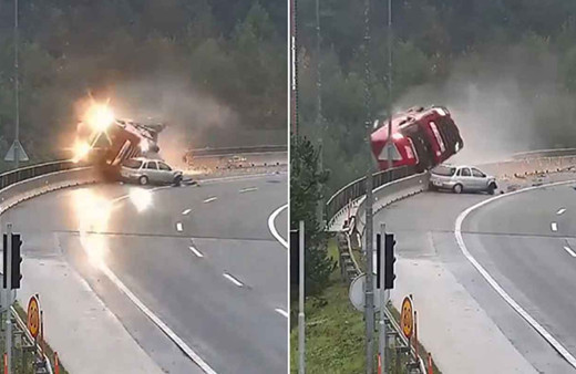 Virajı dönemeyen otomobil TIR'ı köprüden attı