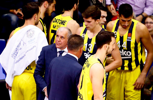 Fenerbahçe Rusya'da dondu Obradovic oyuncularına küfür yağdırdı