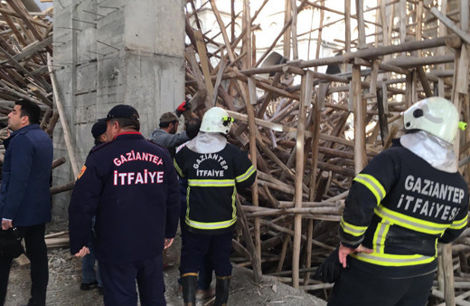 Gaziantep'te korkunç kaza! Türkiye'nin en büyük 2. camisinin inşaatı çöktü