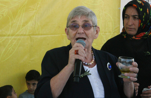 Canan Karatay 'sabah akşam küçük bardakla içirin' dedi faydalarını sıraladı