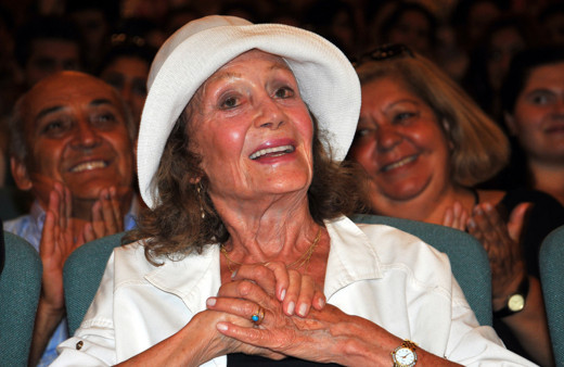 Müşfik Kenter ne zaman öldü Yıldız Kenter'in eşi kimdir?