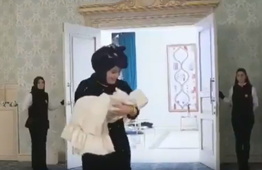 Ihlamur Kasrı'ndaki bebek mevlidi ortalığı karıştırdı