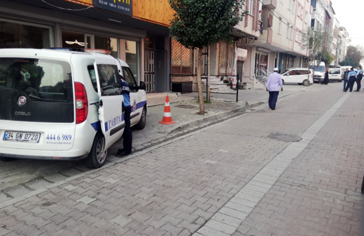 Avcılar'da ruhsatsız depodan amonyak sızınca panik yaşandı