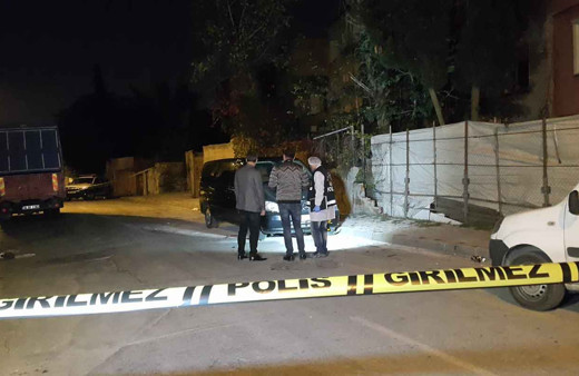 Gaziosmanpaşa’da park halindeki araca EYP atıldı