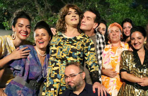 Ahmet Kural yeni filminde kadın kılığına girdi