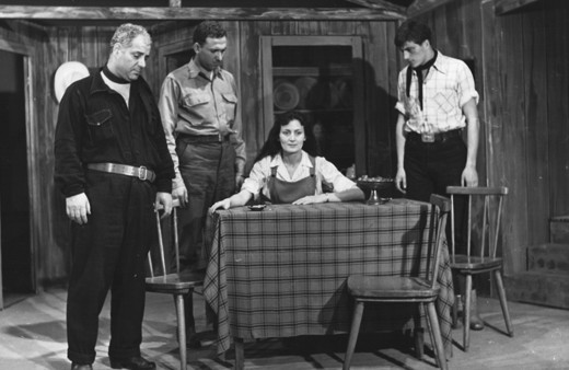 Hocaların hocası Yıldız Kenter'in Devlet Tiyatrosu yılları fotoğraf karelerinde