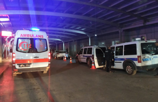 Bursa’da kapıcı ve yönetici kavgasında baltalar konuştu 1 polis yaralı