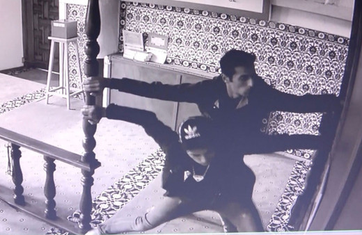 Bursa'da hırsızlar önce dua ettiler sonra camiyi soydular