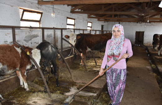 Devletten destek aldı! Şimdi çiftliği var
