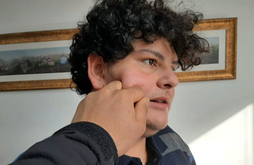 İş yerinde yanaktan 'makas almak' tazminat sebebi