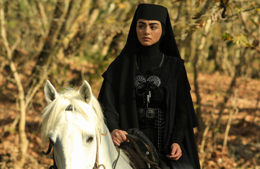Kuruluş Osman'ın Bala Hatun'u Özge Törer paylaşımlarıyla ağızları açık bıraktı